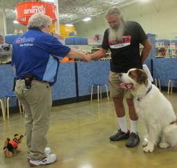 Penny assisting at PetsMart - 18SEP17