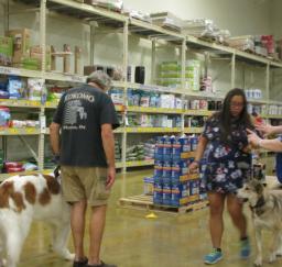 Penny assisting at PetsMart - 10JUL18